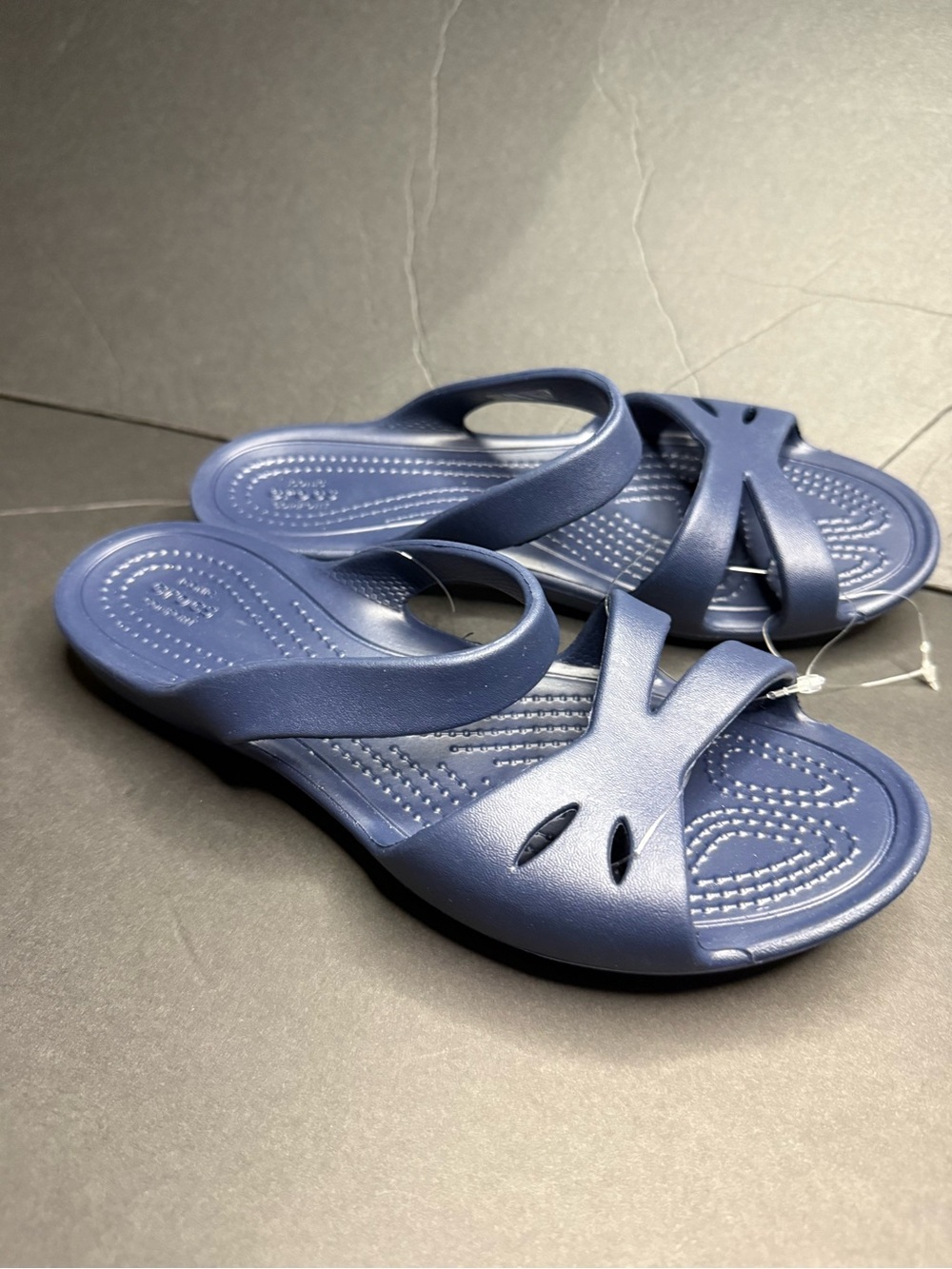 Crocs Women’s Navy Blue Strappy Comfort Sandals Slide Flat , brand new